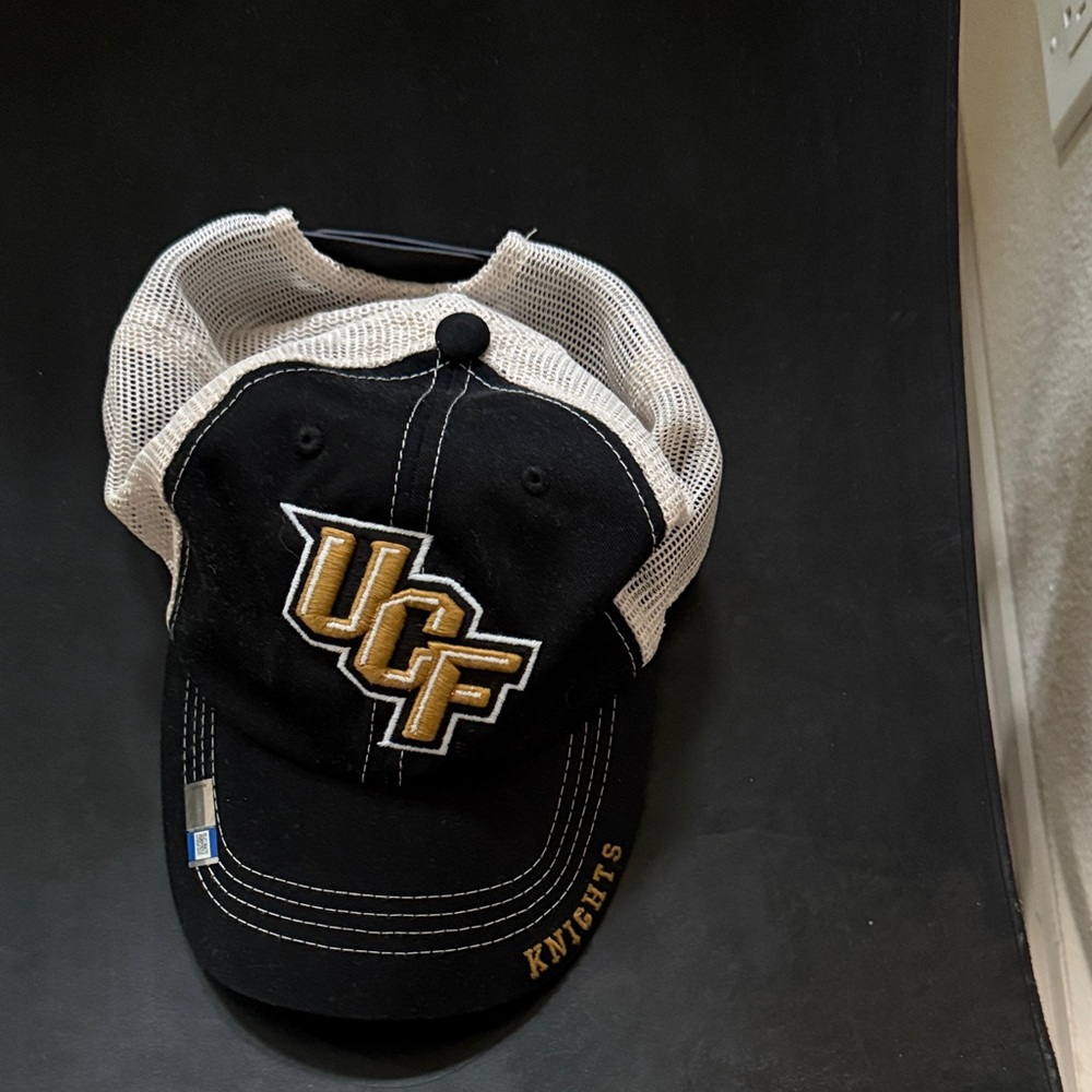 New UCF Knights Black and White Cap